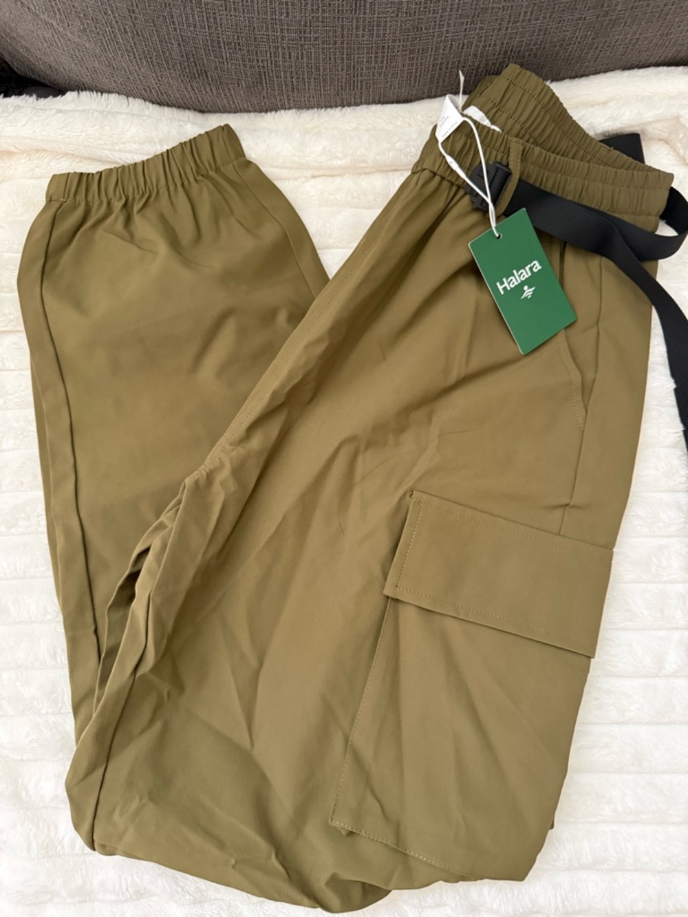HALARA Olive Green Women's Cargo Track Pants with Belt